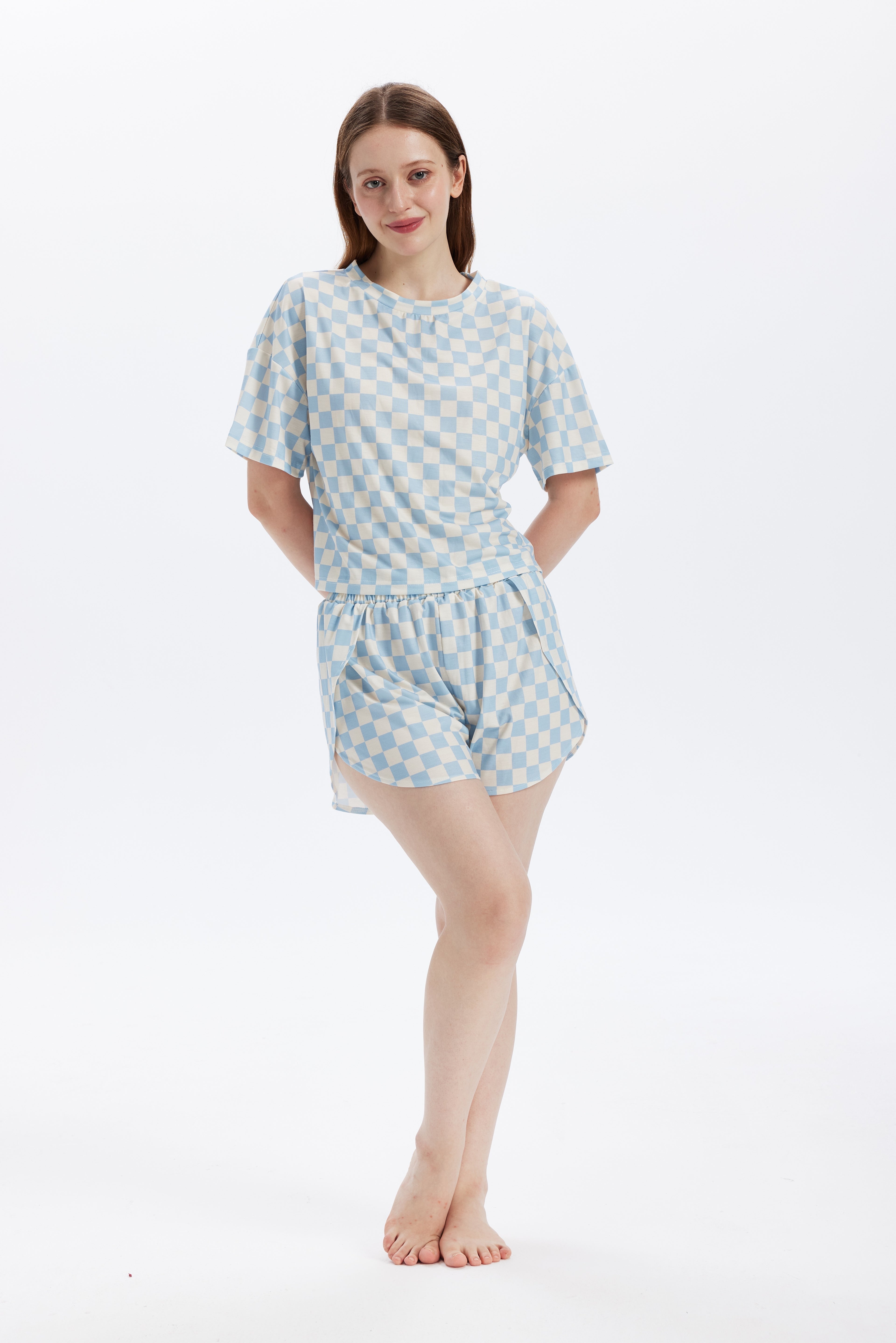 The No-Button Check Lounge Set