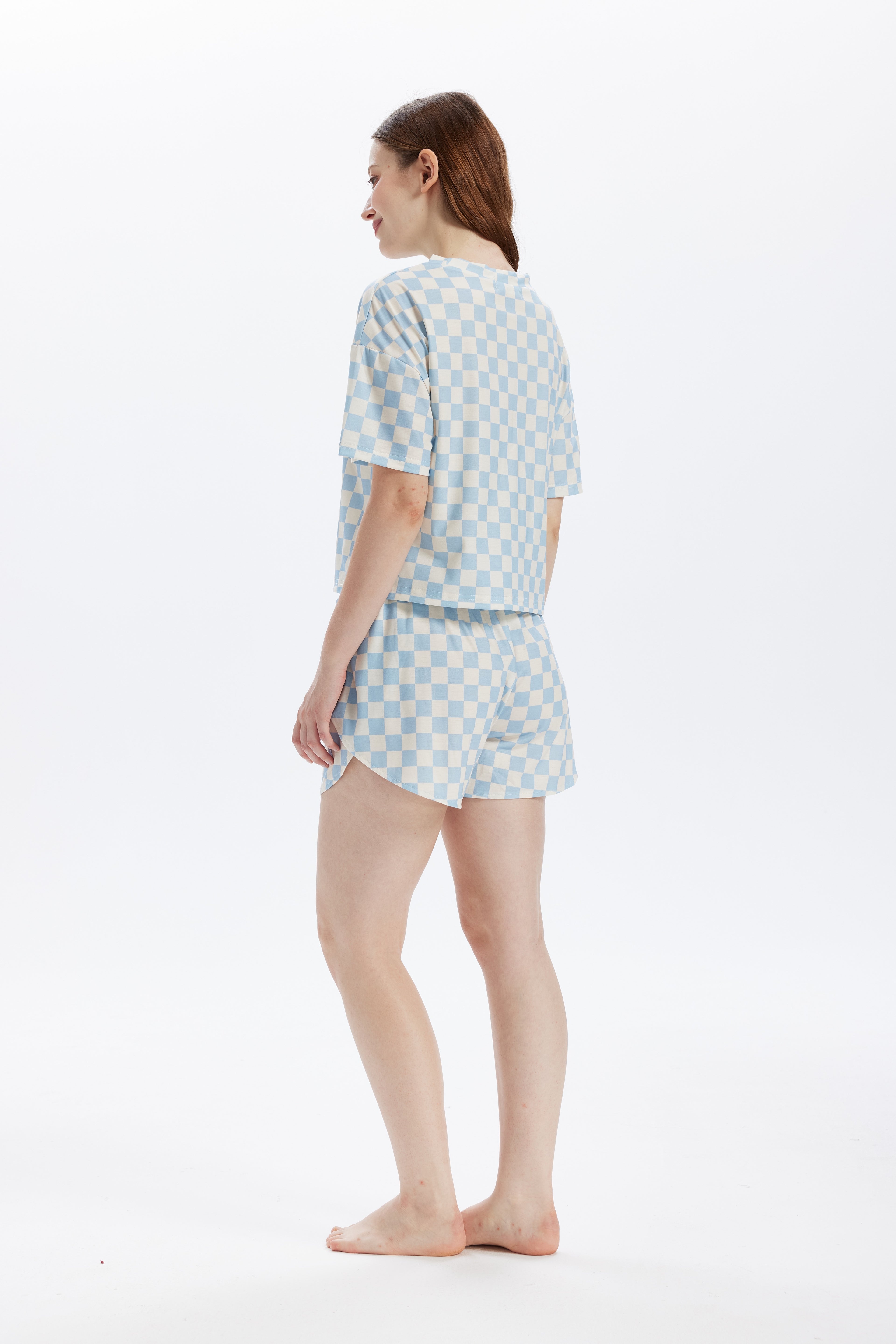 The No-Button Check Lounge Set